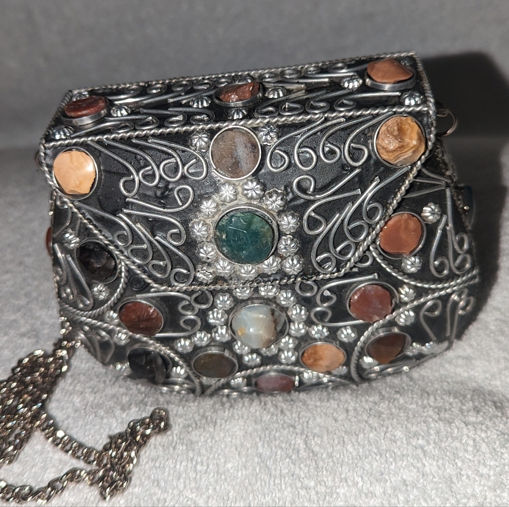 Vintage metal Sajai Agate stone bag.